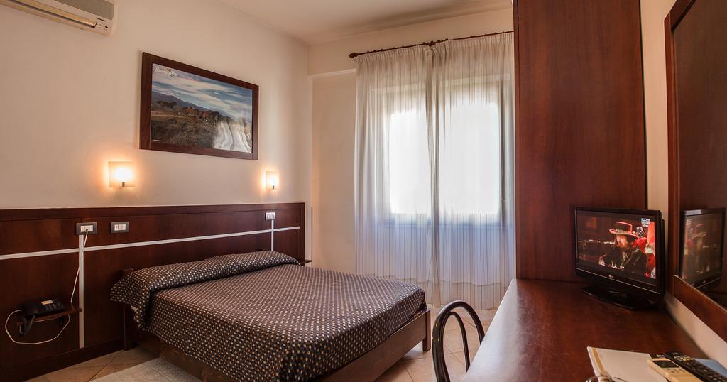 Hotel La Terrazza Cagliari Quarto foto